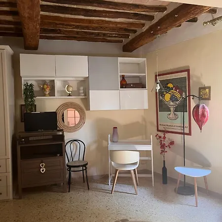 Nel Centro Di Apartment